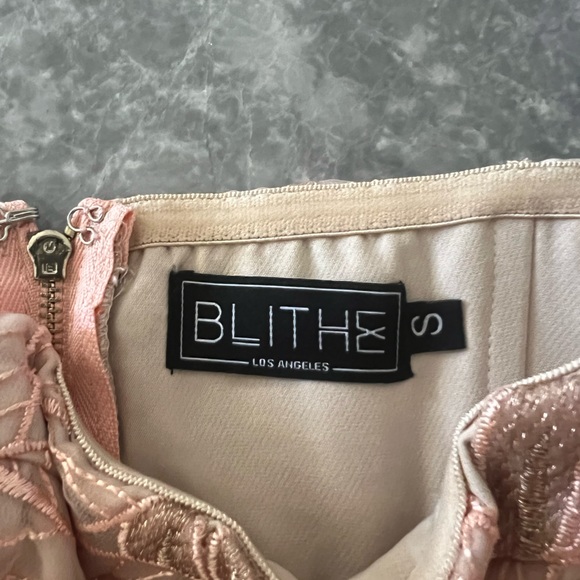 Pink set - Picture 3 of 3